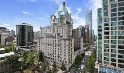 Fairmont_Hotel_Vancouver_10Mar2015_01